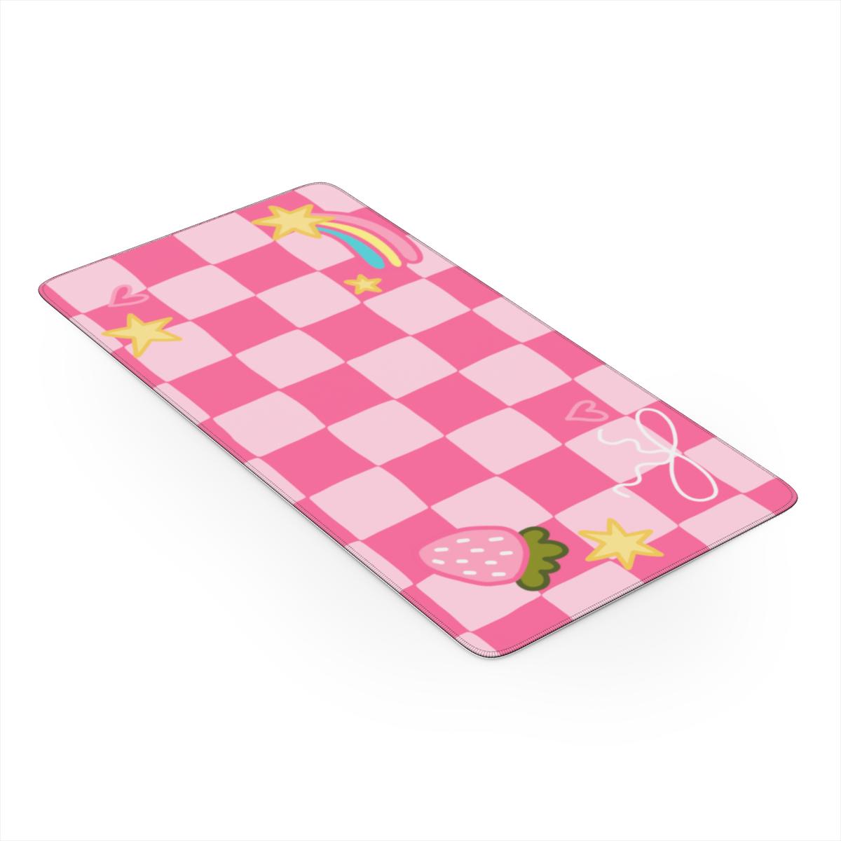 Trinkets desk mat